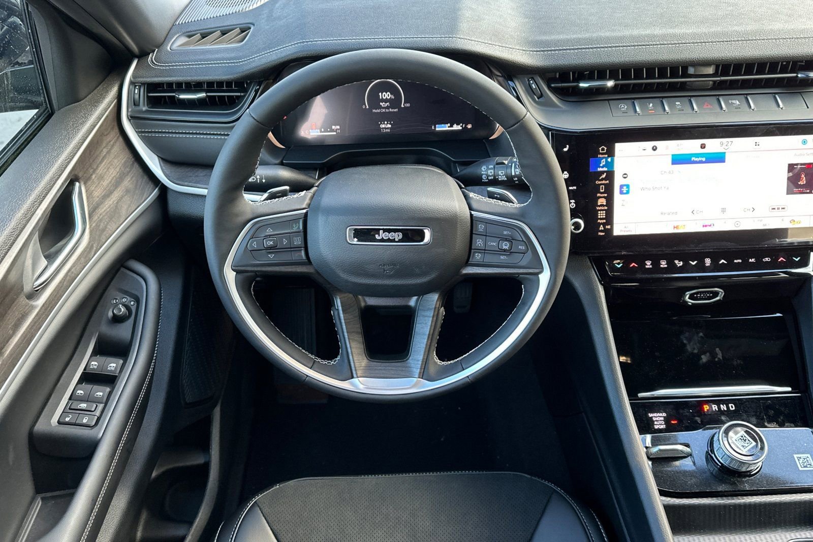 New 2026 Jeep Grand Cherokee Altitude image 14