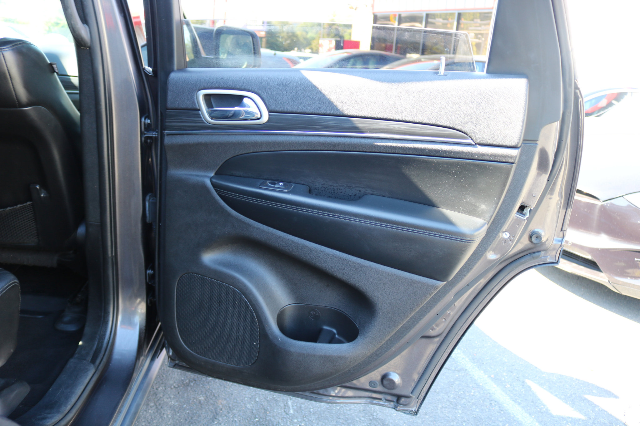 Used 2021 Jeep Grand Cherokee Limited w/ Luxury Group II image 49