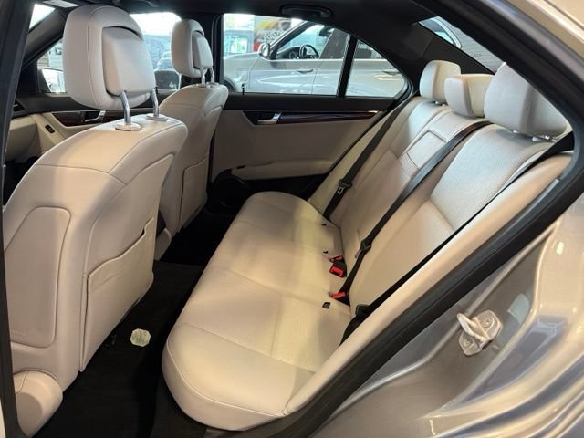 Used 2010 Mercedes-Benz C 300 Sedan image 21