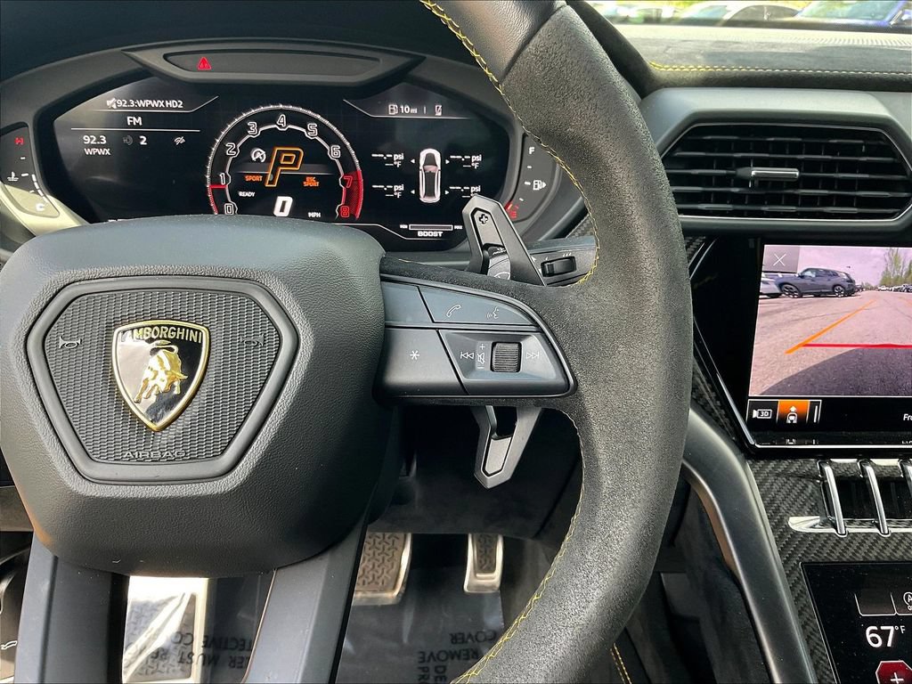Used 2023 Lamborghini Urus Performante AWD/4WD image 12