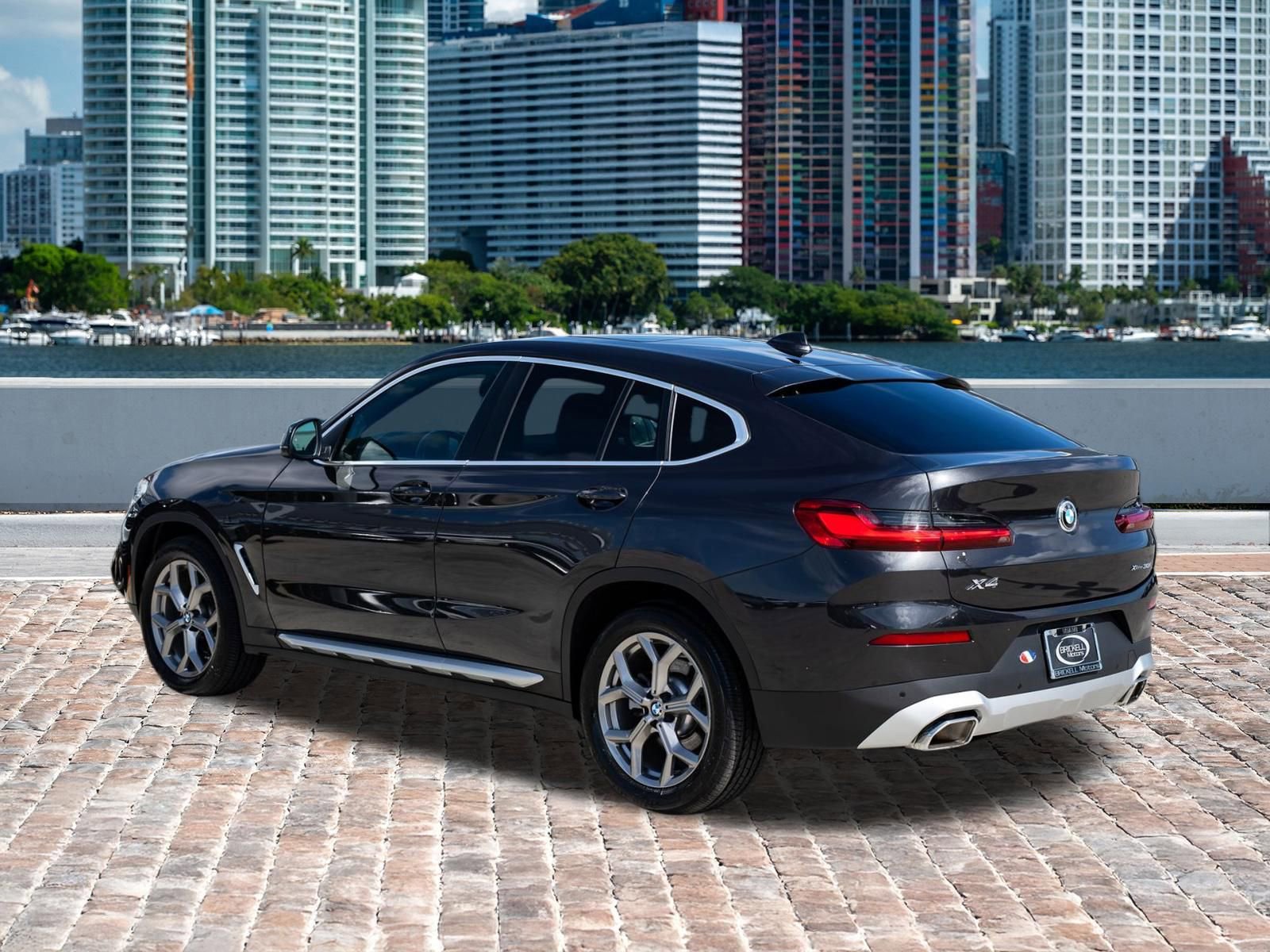 Used 2023 BMW X4 xDrive30i w/ Premium Package image 7