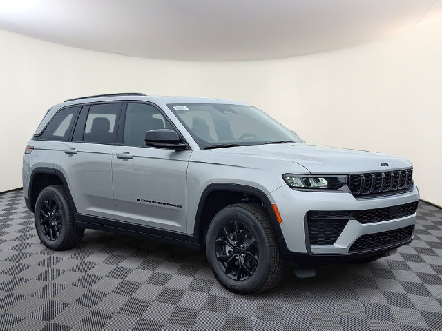 New 2026 Jeep Grand Cherokee Altitude AWD/4WD image 1