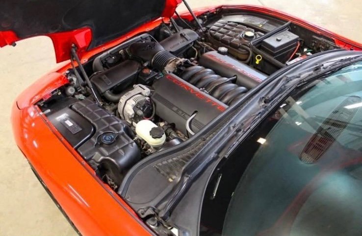 Used 2000 Chevrolet Corvette Convertible w/ Memory Pkg RWD image 5