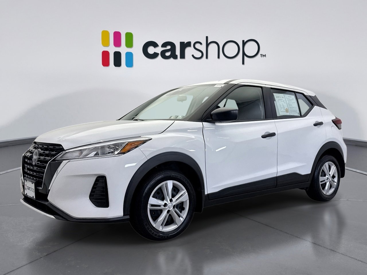 Used 2025 Nissan Kicks Play S image 1