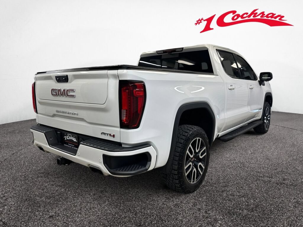 Used 2024 GMC Sierra 1500 AT4 w/ Technology Package AWD/4WD image 32