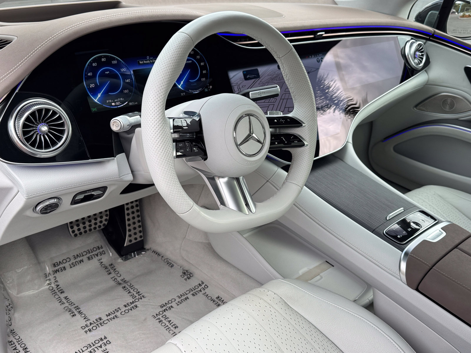 Used 2023 Mercedes-Benz EQS 580 4MATIC Sedan image 18