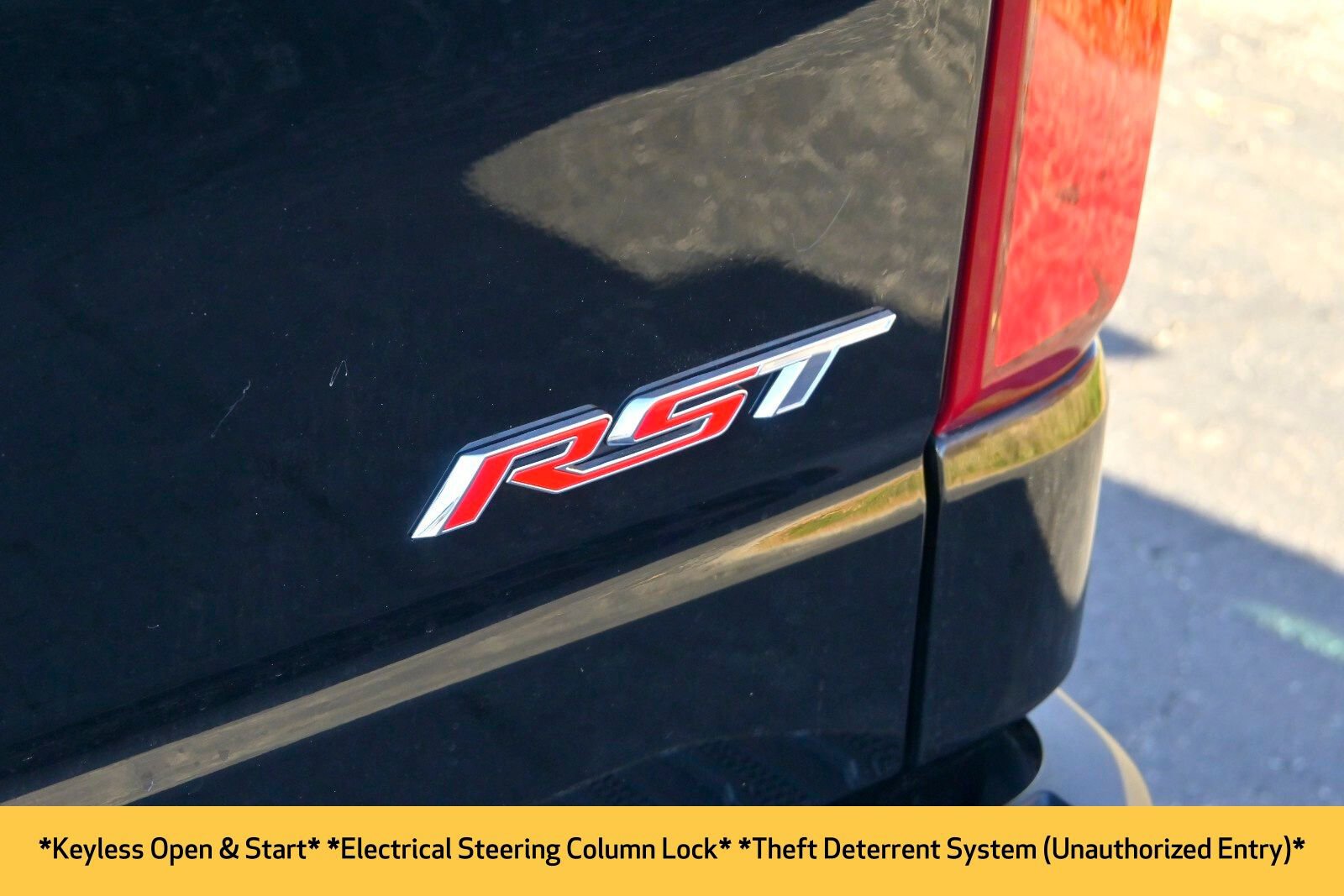 Used 2023 Chevrolet Silverado 1500 RST image 19