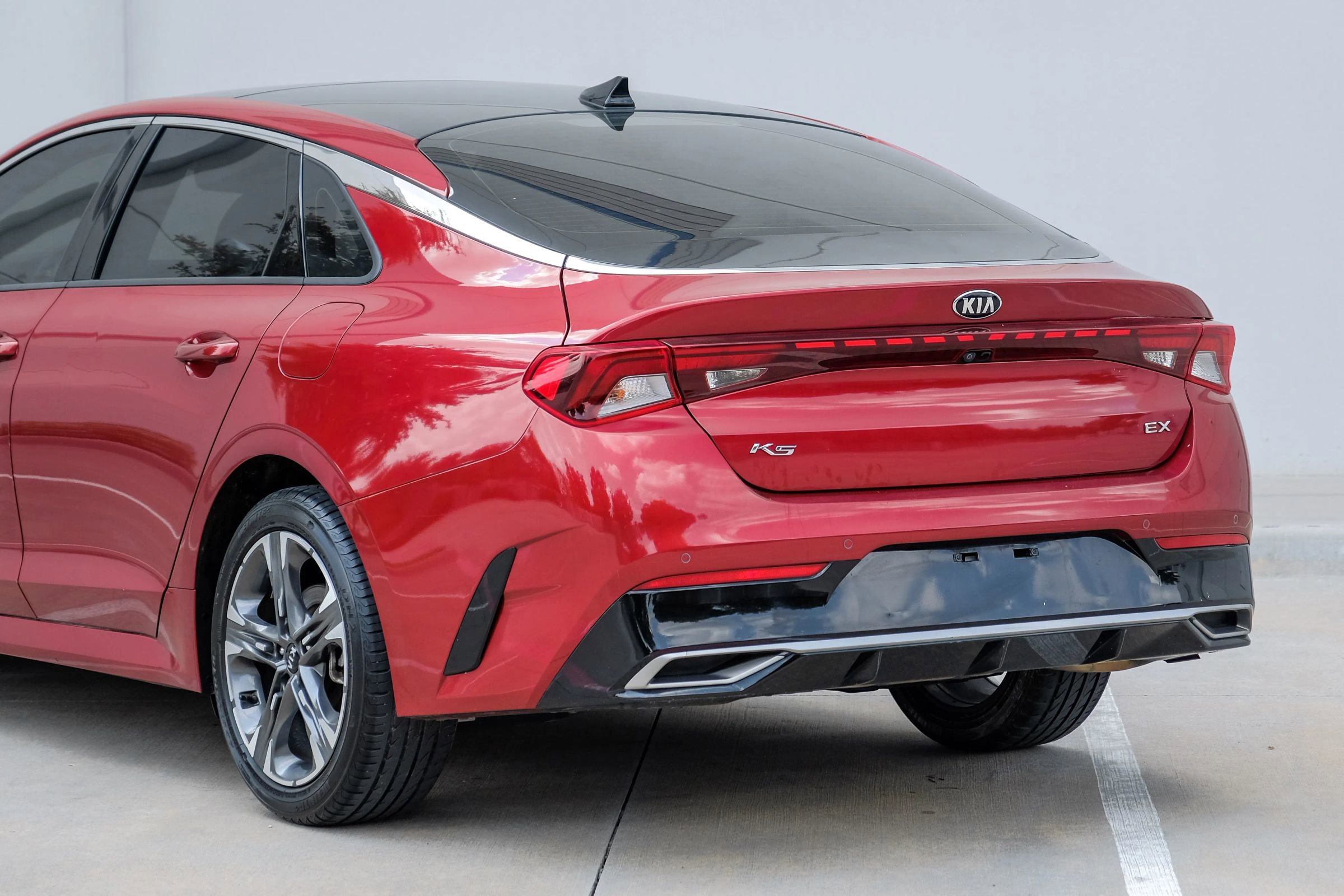 Used 2021 Kia K5 EX image 9