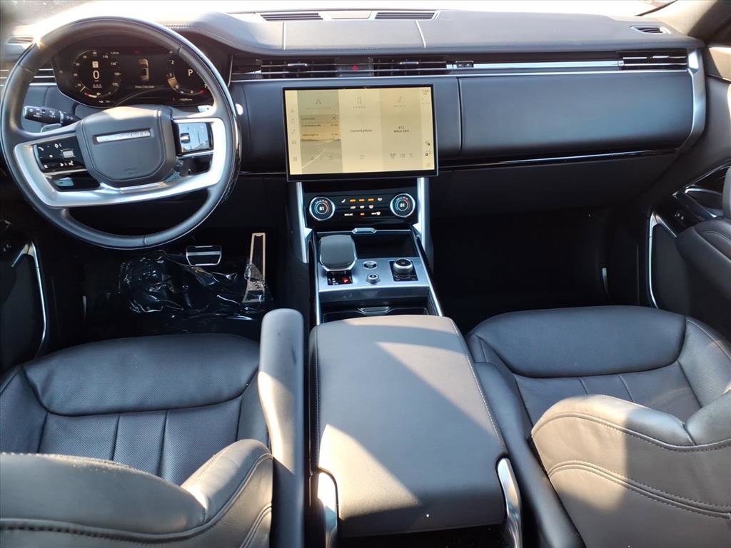 Used 2023 Land Rover Range Rover SE image 18