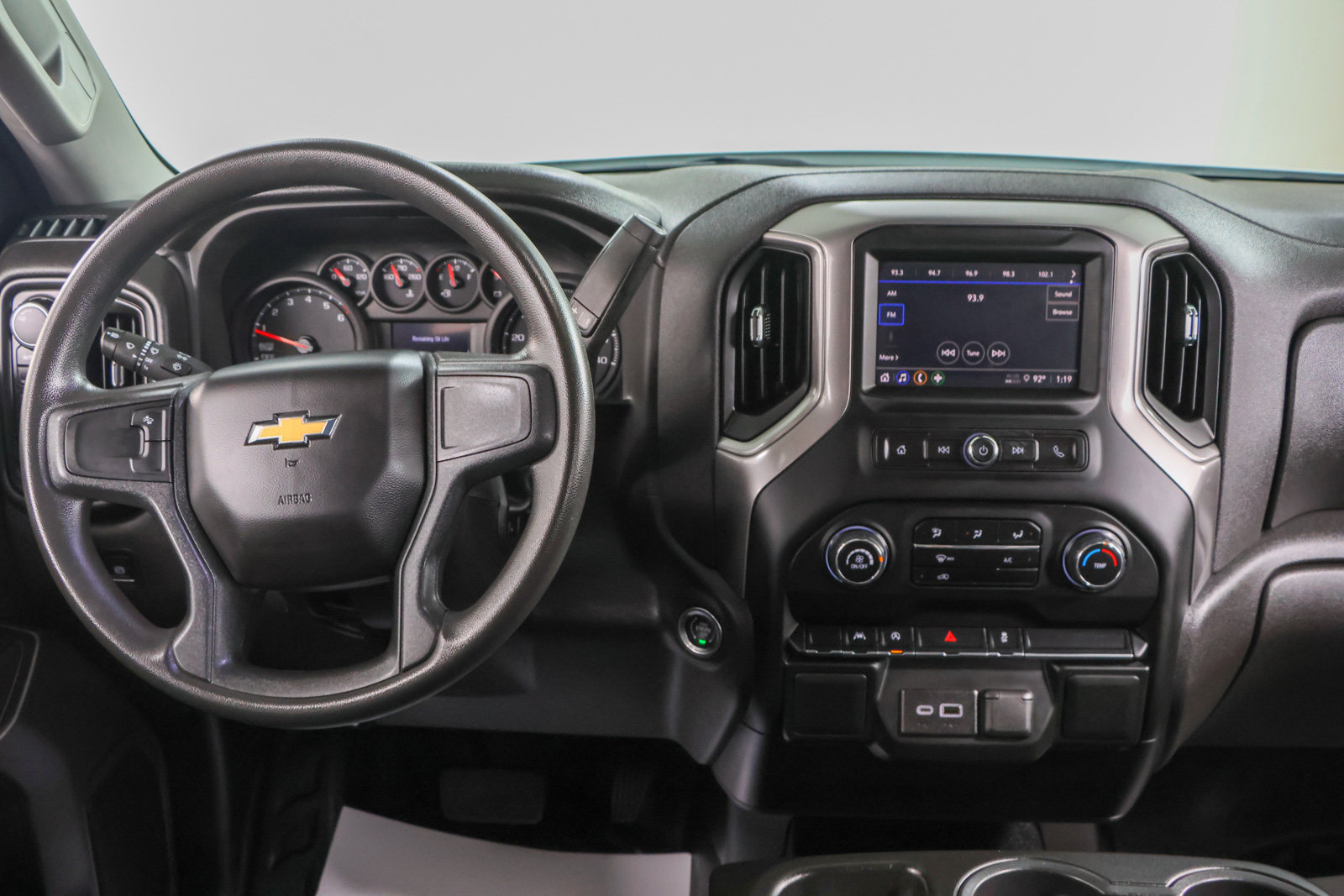 Used 2024 Chevrolet Silverado 1500 W/T w/ Trailering Package AWD/4WD image 16