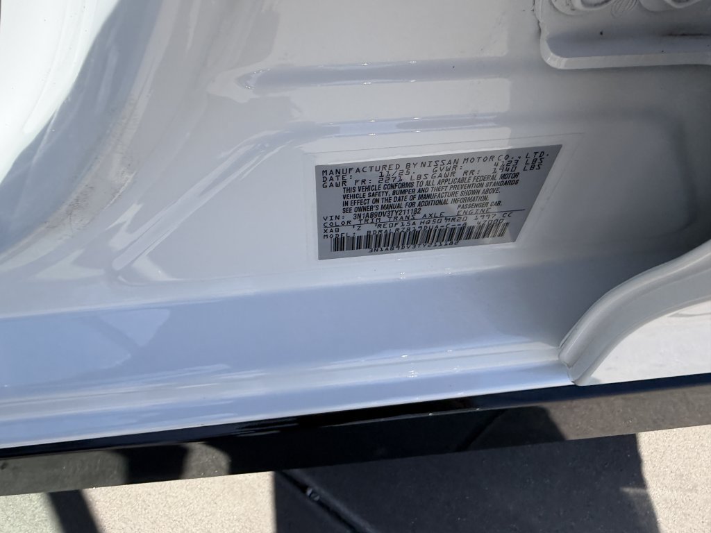 Used 2026 Nissan Sentra SR w/ SR Premium Package FWD image 38