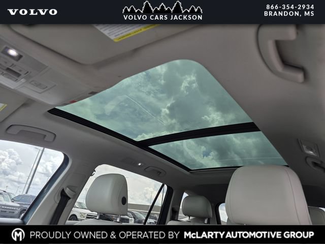 Used 2021 Volkswagen Tiguan SE w/ Panoramic Sunroof Package FWD image 20