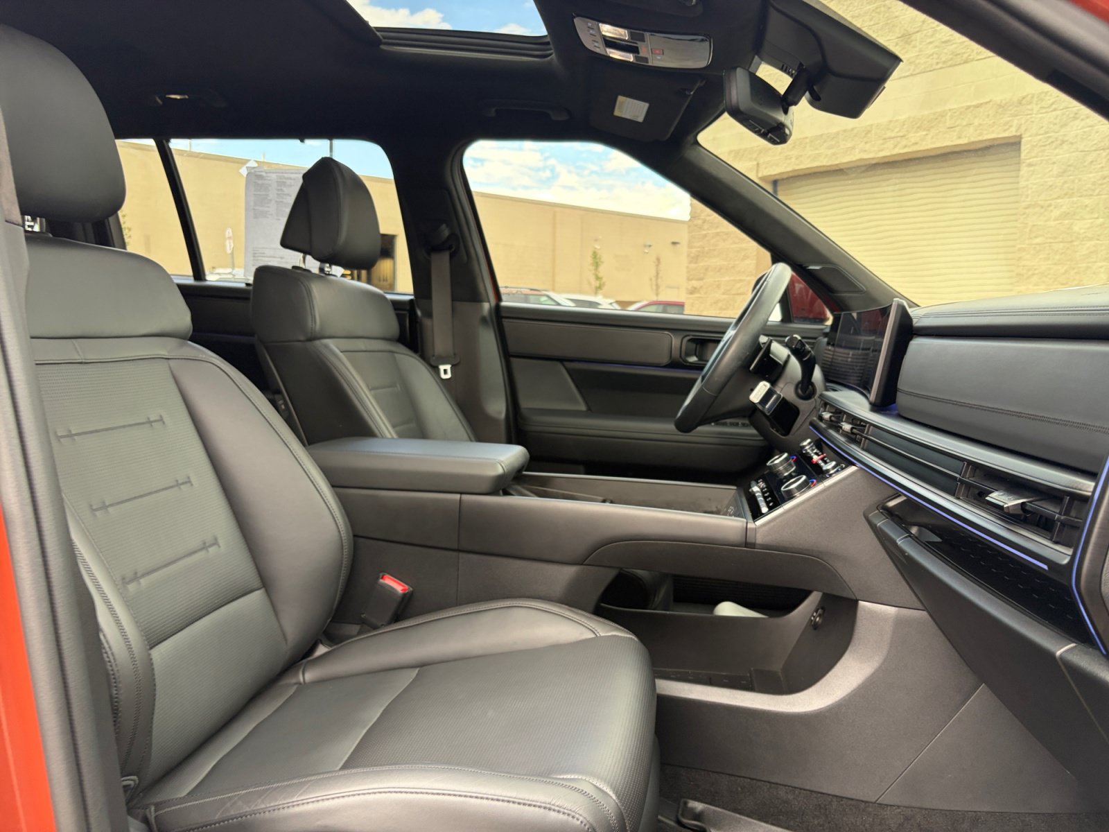 Used 2025 Hyundai Santa Fe Calligraphy AWD/4WD image 33