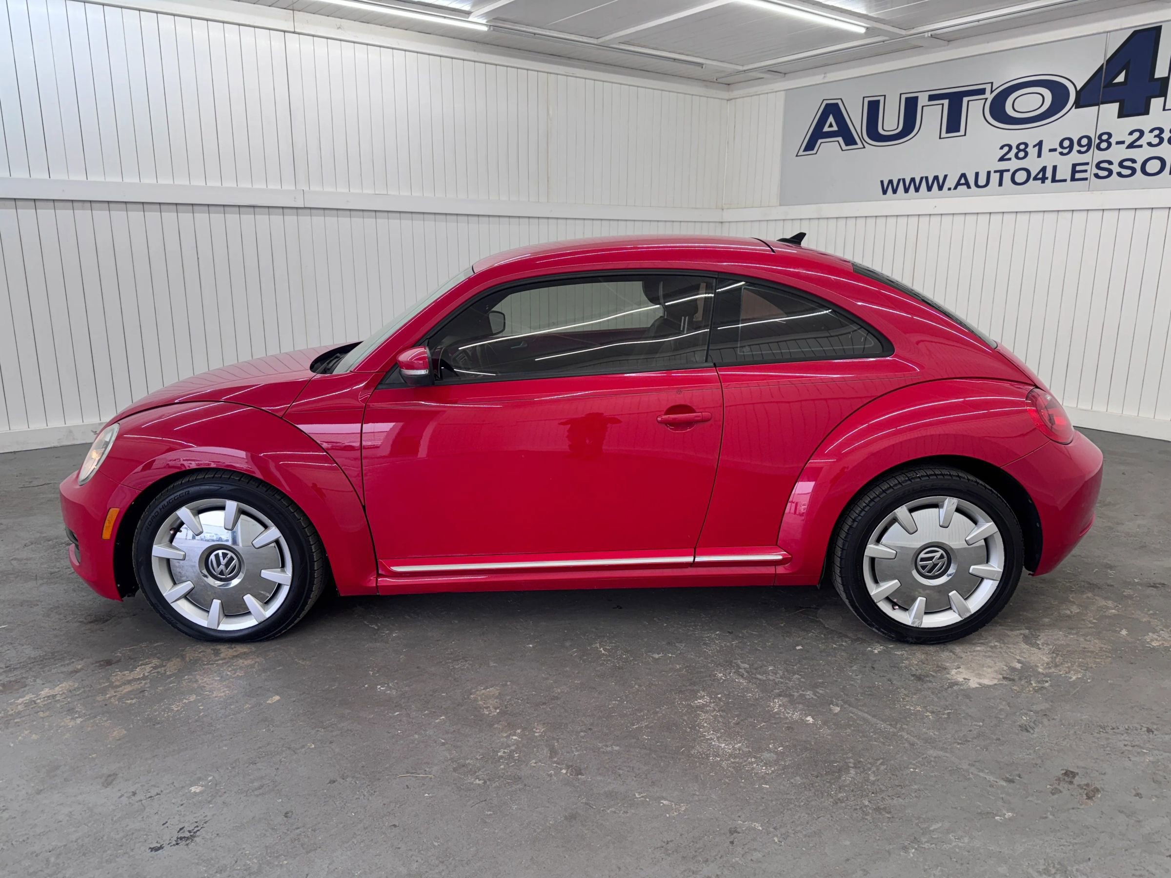 Used 2012 Volkswagen Beetle 2.5 image 8