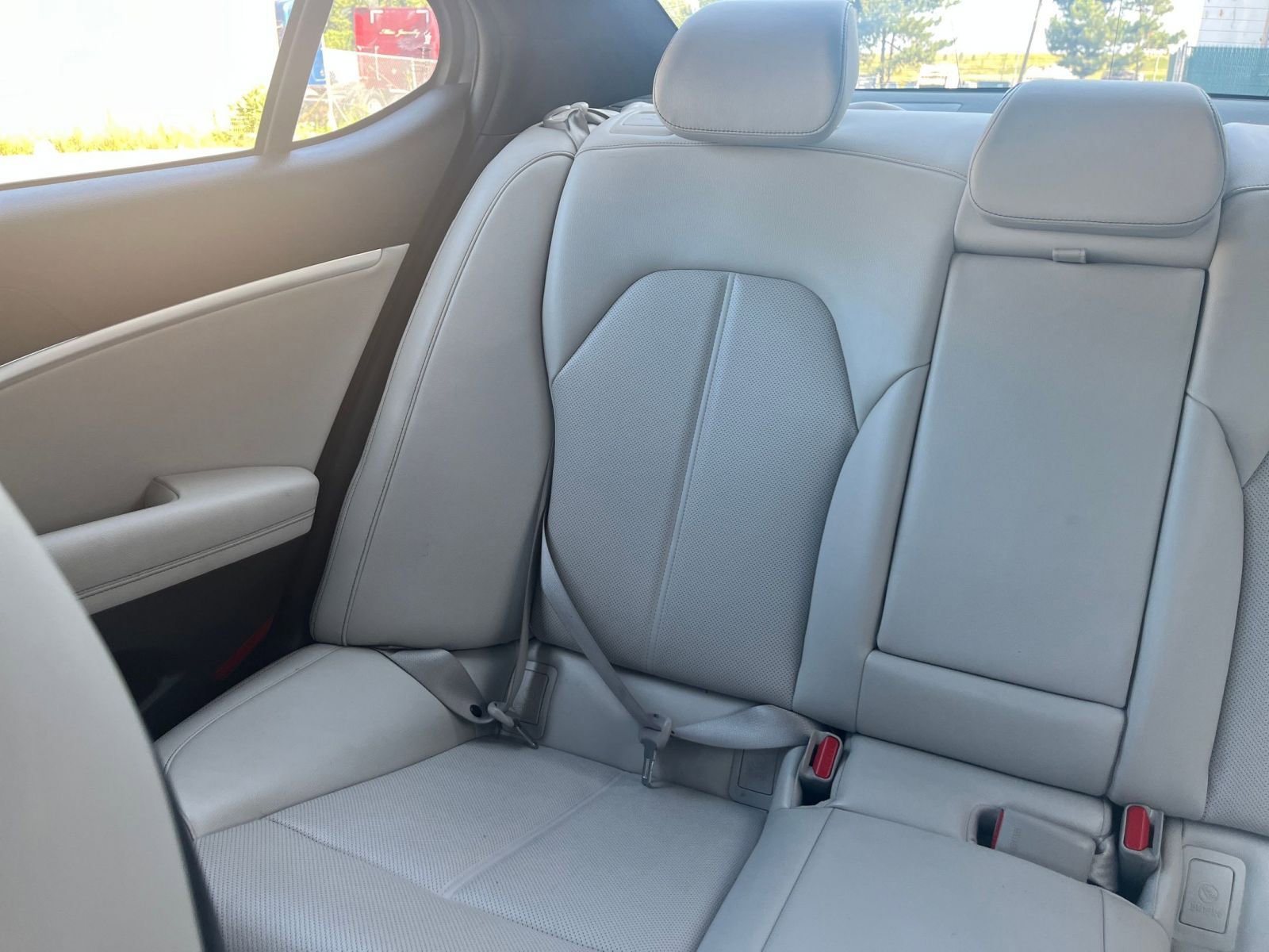 Used 2024 Genesis G70 2.5T image 35