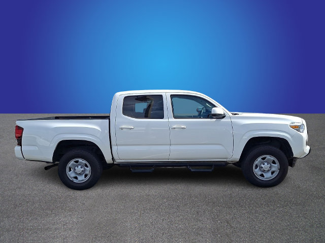 Used 2023 Toyota Tacoma SR AWD/4WD image 4