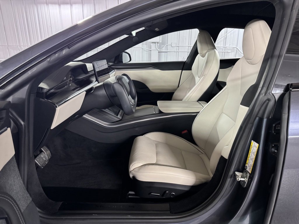 Used 2021 Tesla Model S Plaid image 38