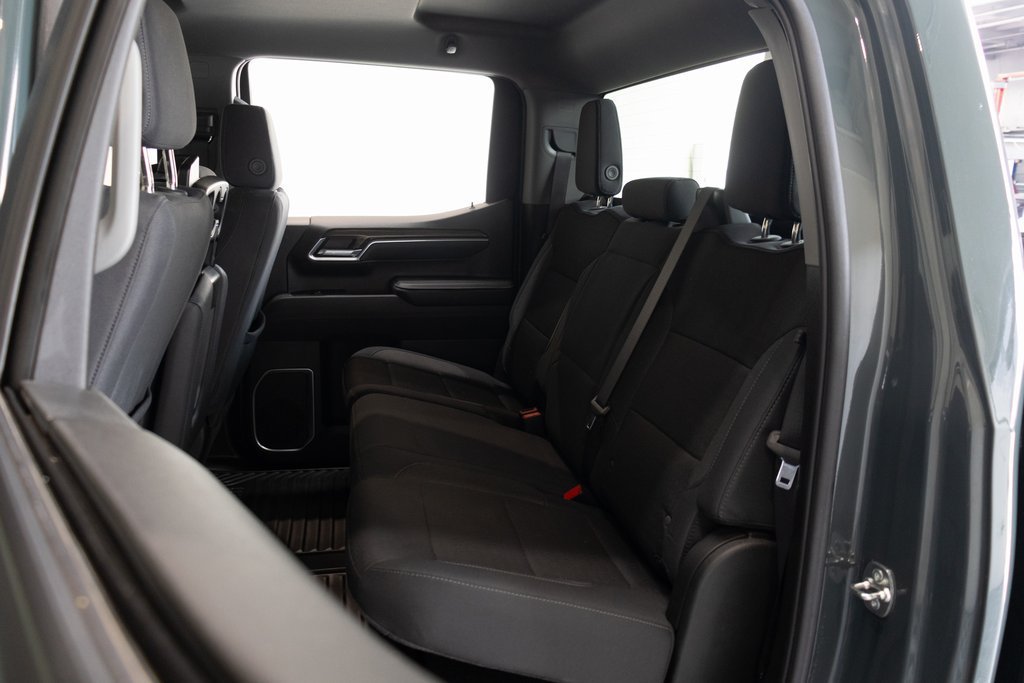 Used 2025 Chevrolet Silverado 1500 LT RWD image 20