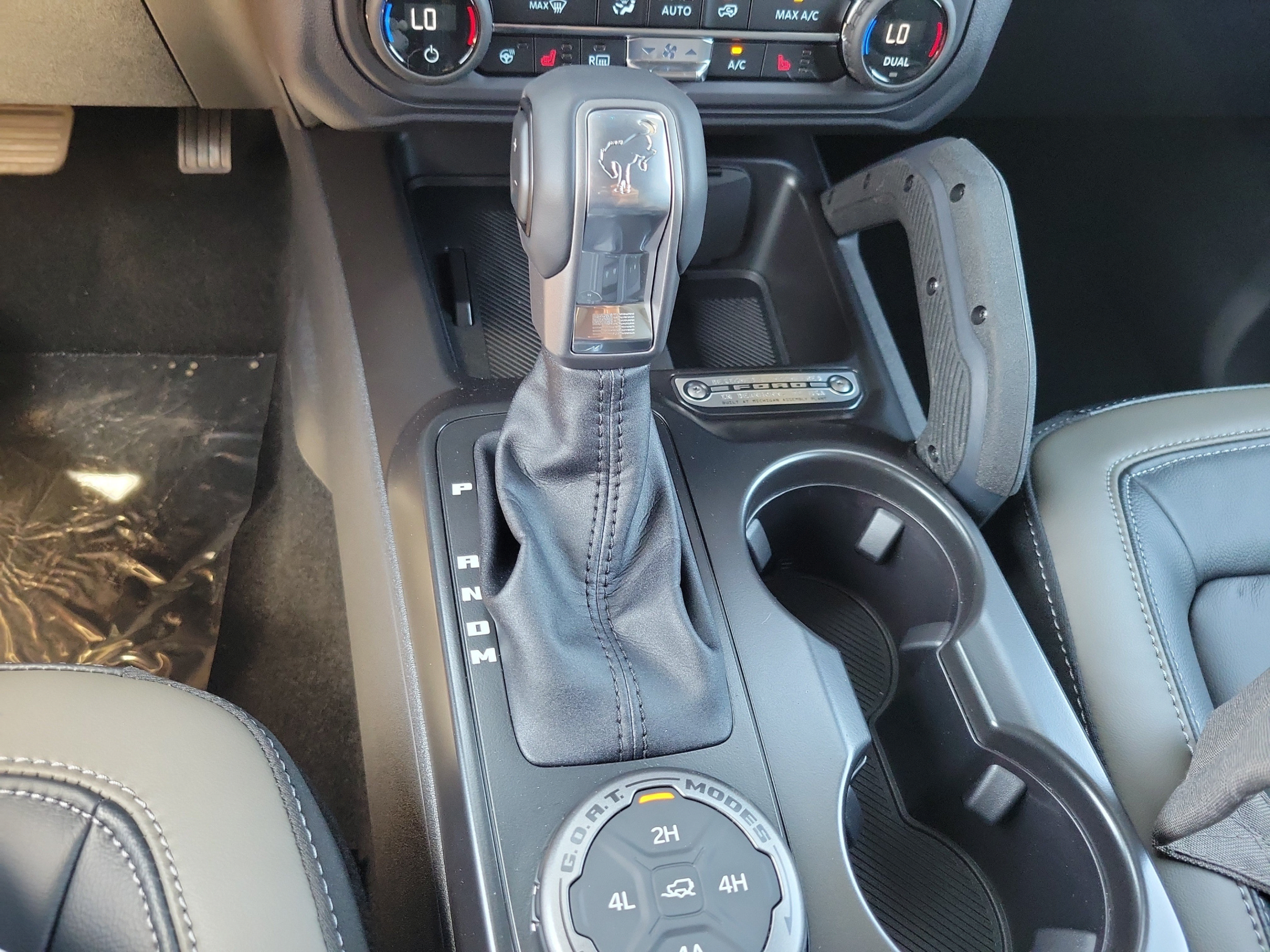 New 2026 Ford Bronco Outer Banks w/ Sasquatch Package AWD/4WD image 28