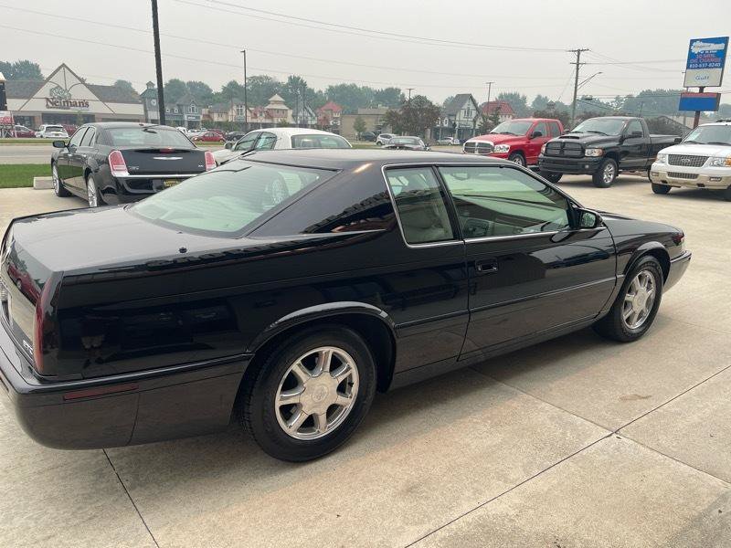Used 2001 Cadillac Eldorado Touring FWD image 9