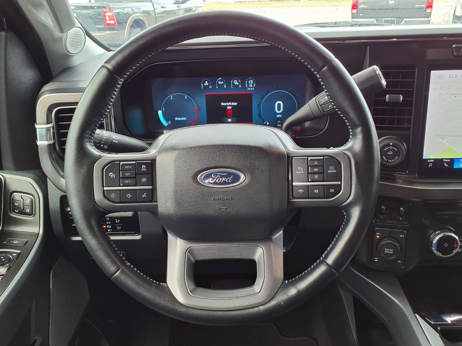 Used 2024 Ford F350 Lariat w/ Lariat Ultimate Package AWD/4WD image 25