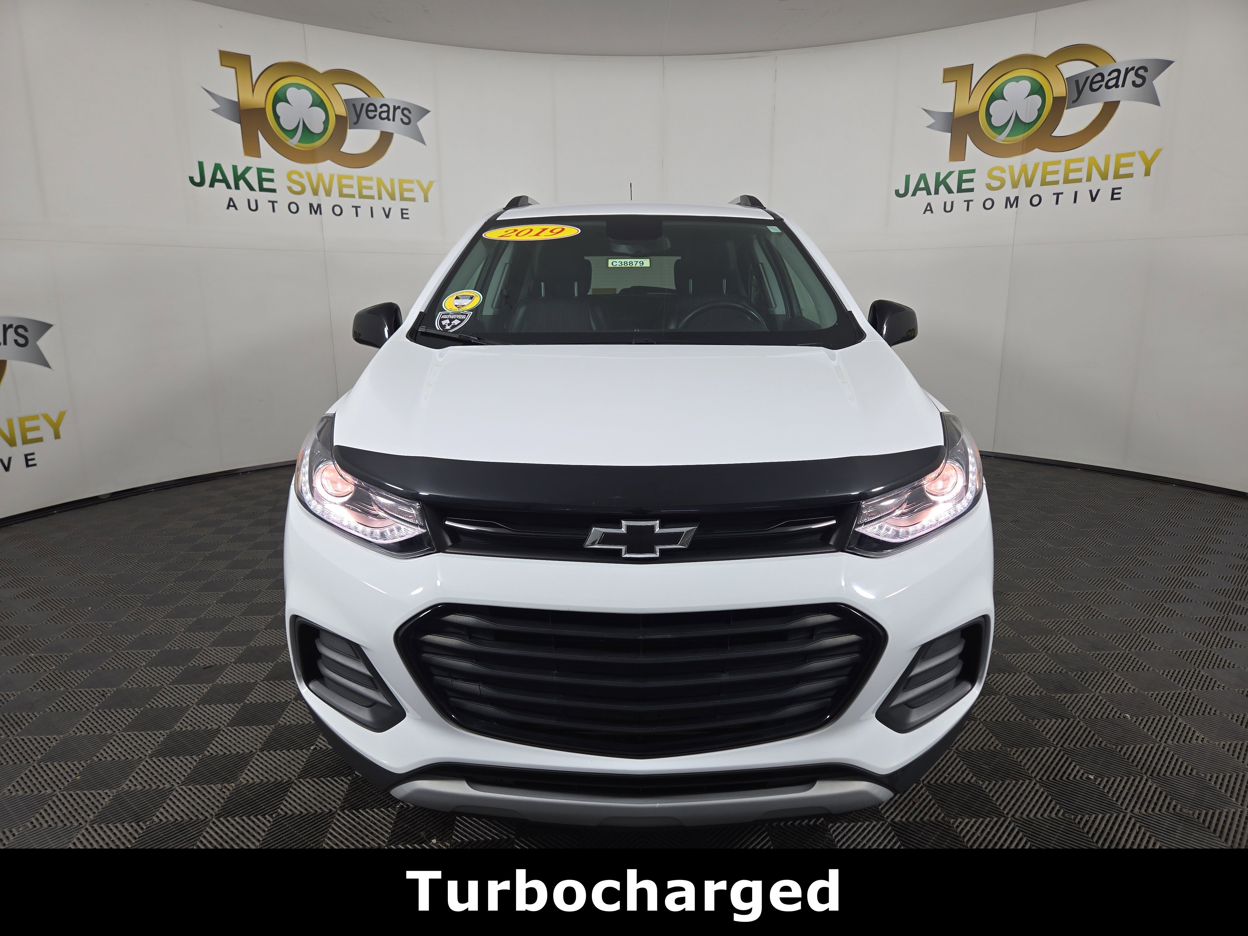 Used 2019 Chevrolet Trax LT w/ Redline Edition image 3