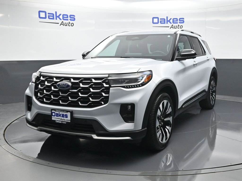 Used 2025 Ford Explorer Platinum w/ LUX Leather Package image 4