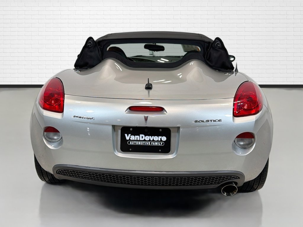 Used 2007 Pontiac Solstice Convertible w/ Premium Package RWD image 8