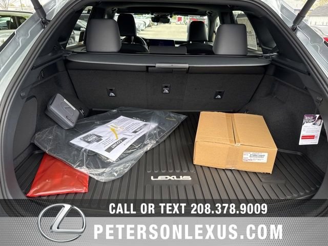New 2026 Lexus RX 450h AWD image 18