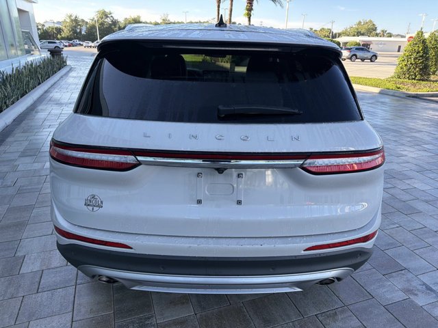 Certified 2023 Lincoln Corsair Reserve FWD image 3