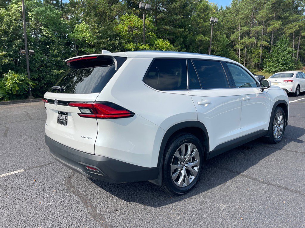 Used 2024 Toyota Grand Highlander Limited image 17