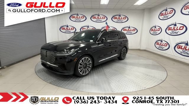 Used 2025 Lincoln Aviator Black Label AWD/4WD image 4