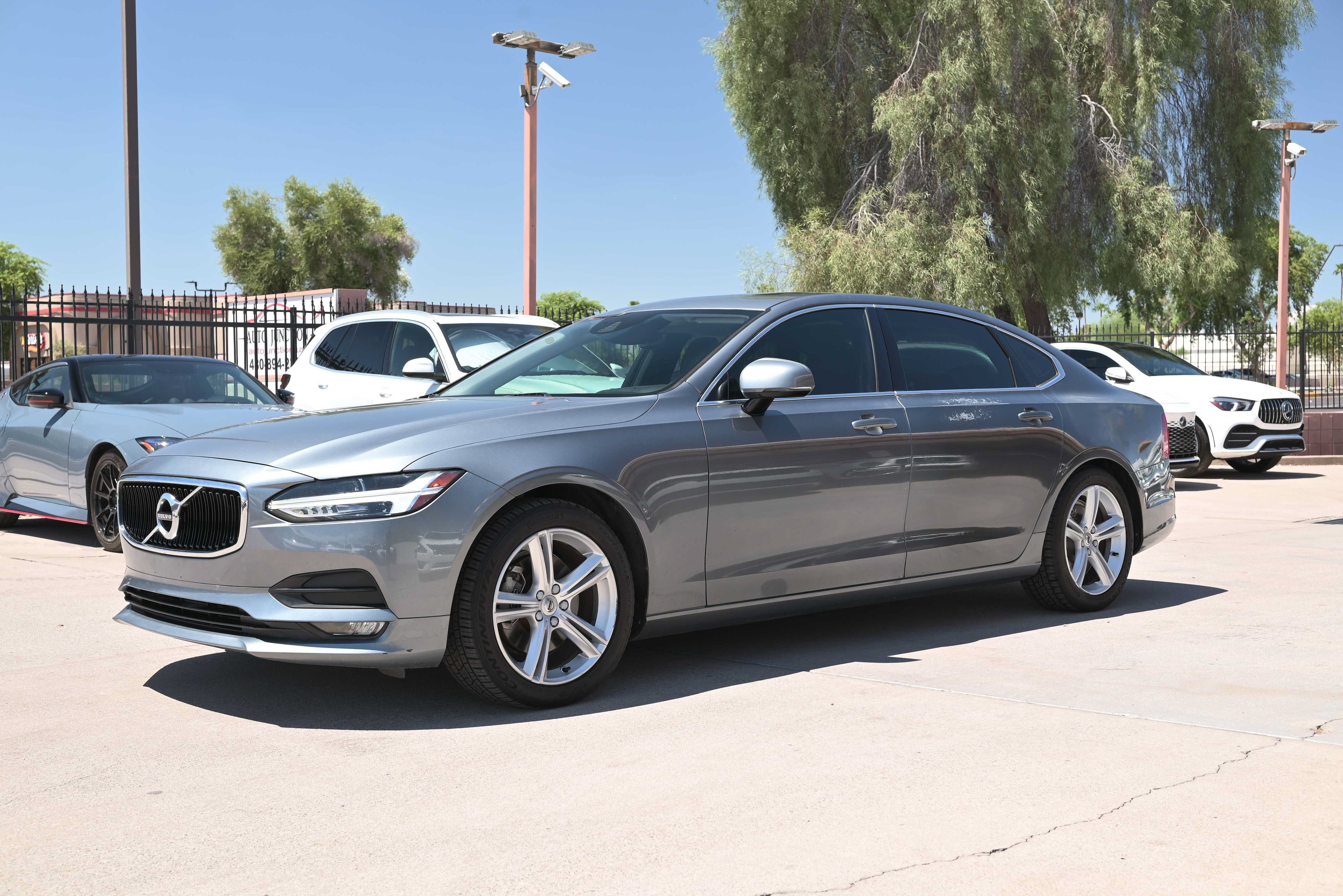Used 2018 Volvo S90 T5 Momentum w/ Protection Package Premier AWD/4WD image 10
