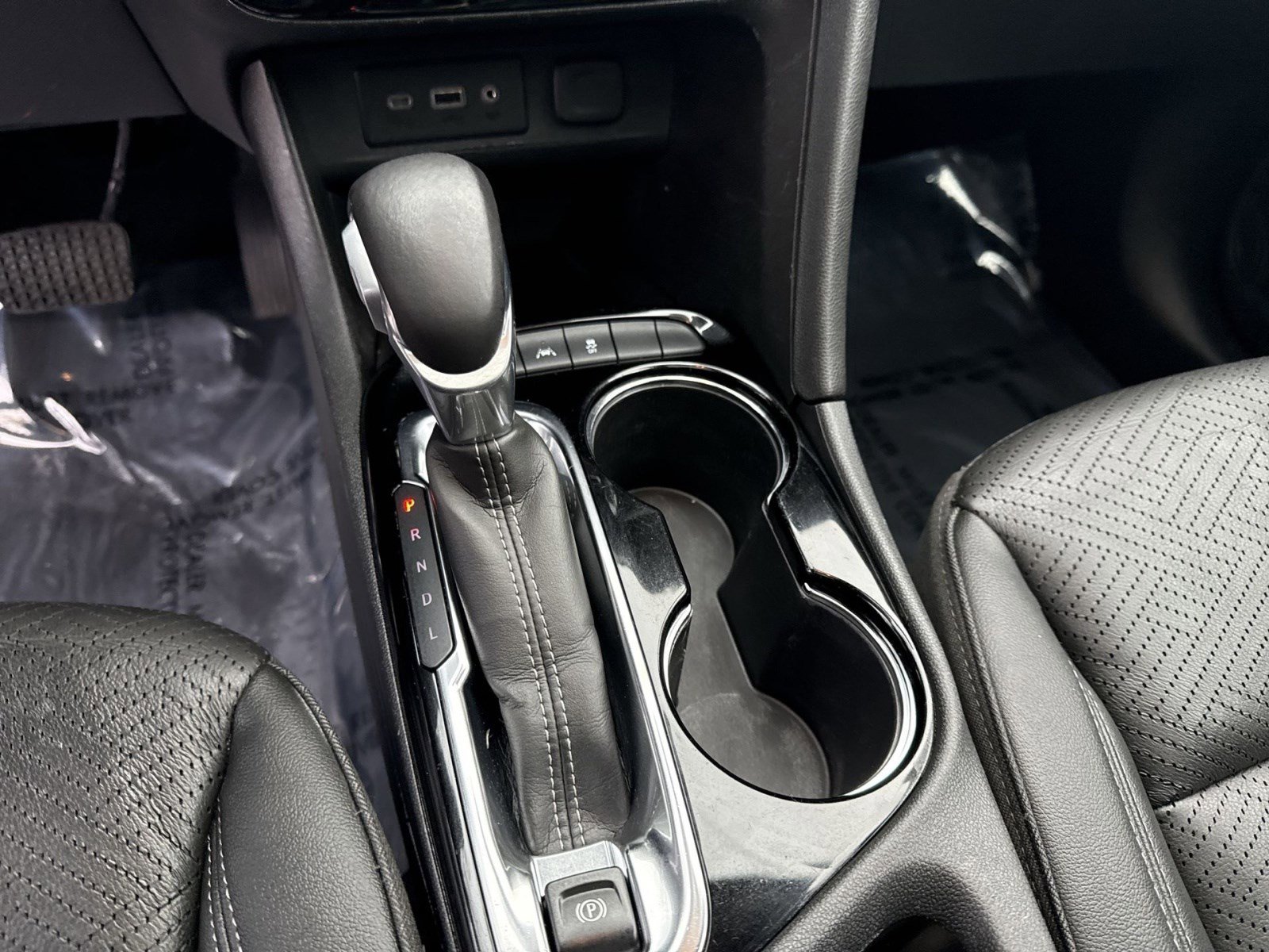 Used 2023 Buick Encore GX Essence w/ Experience Buick Package image 19