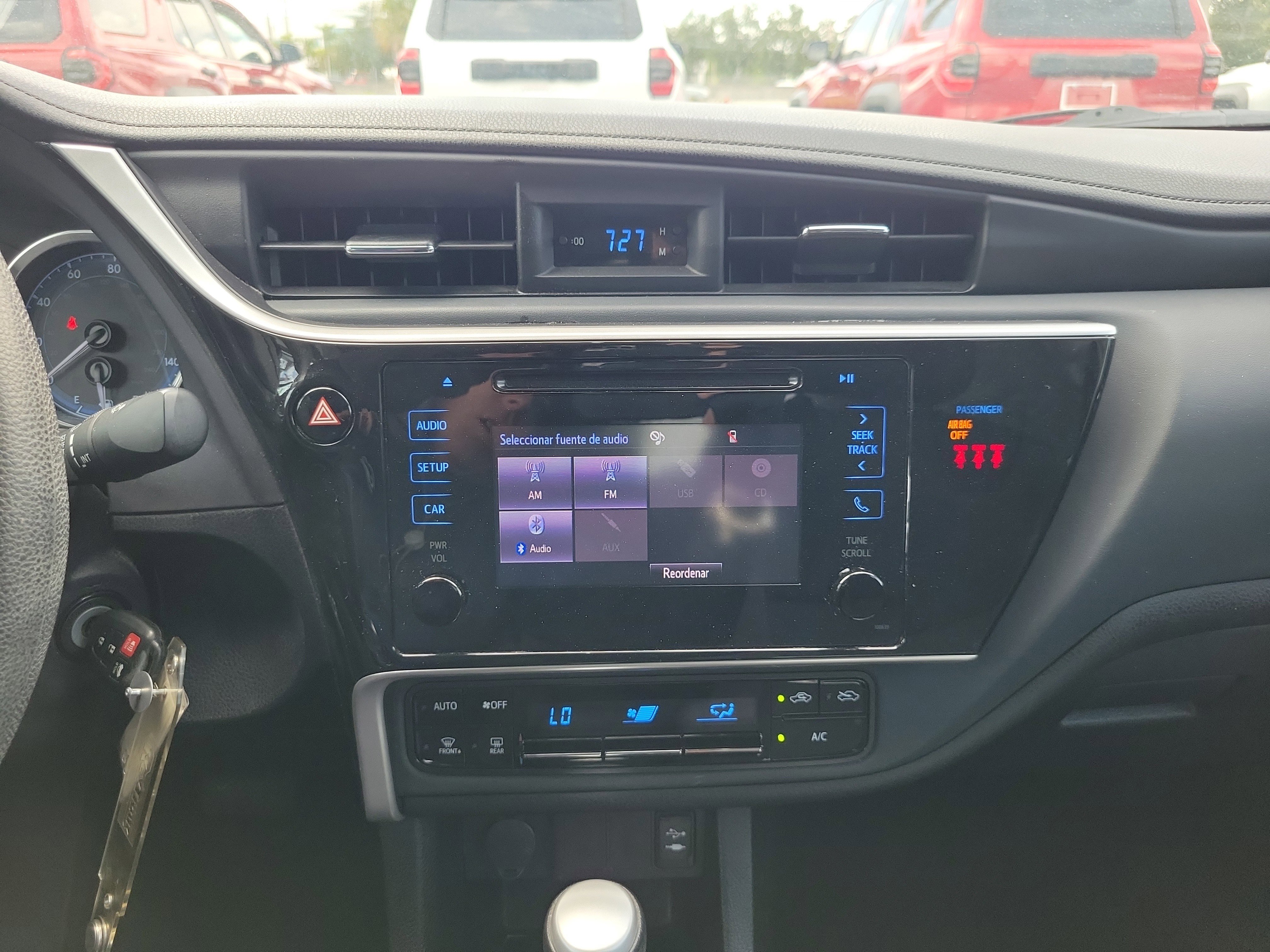 Used 2019 Toyota Corolla LE FWD image 26