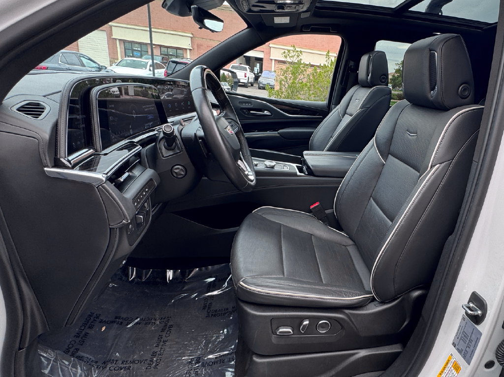 Used 2023 Cadillac Escalade Sport AWD/4WD image 20