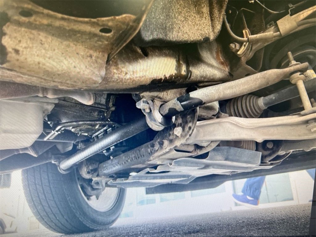 Used 2015 GMC Yukon SLT image 38