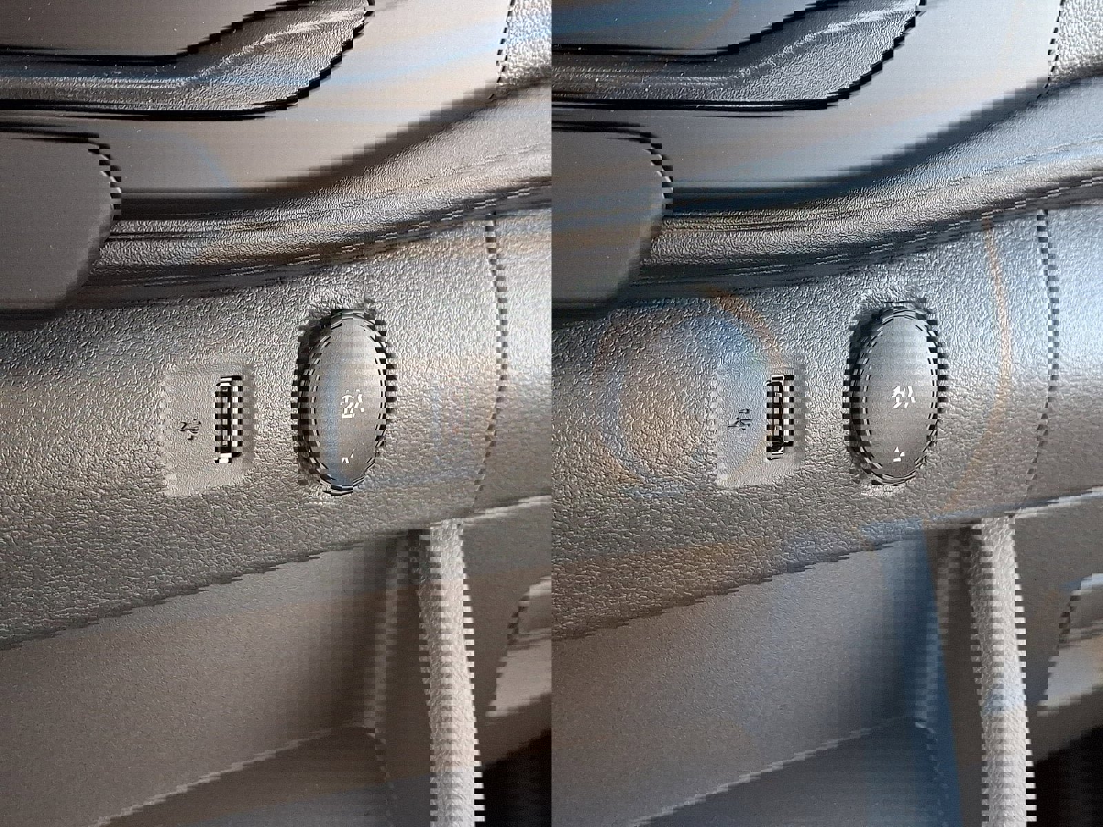 New 2026 Ford Transit 150 Low Roof image 21