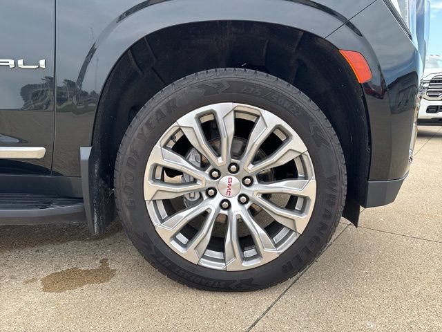 Used 2022 GMC Yukon XL Denali AWD/4WD image 9