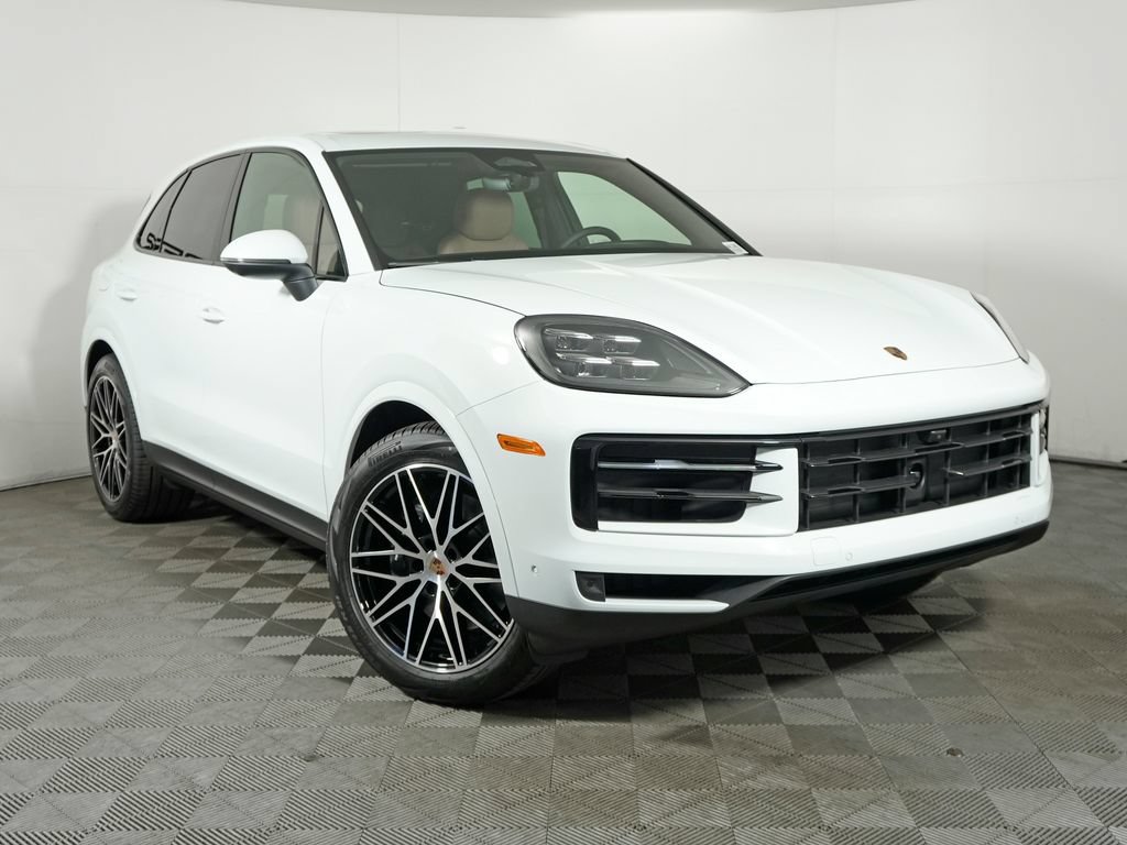Certified 2026 Porsche Cayenne AWD/4WD image 9
