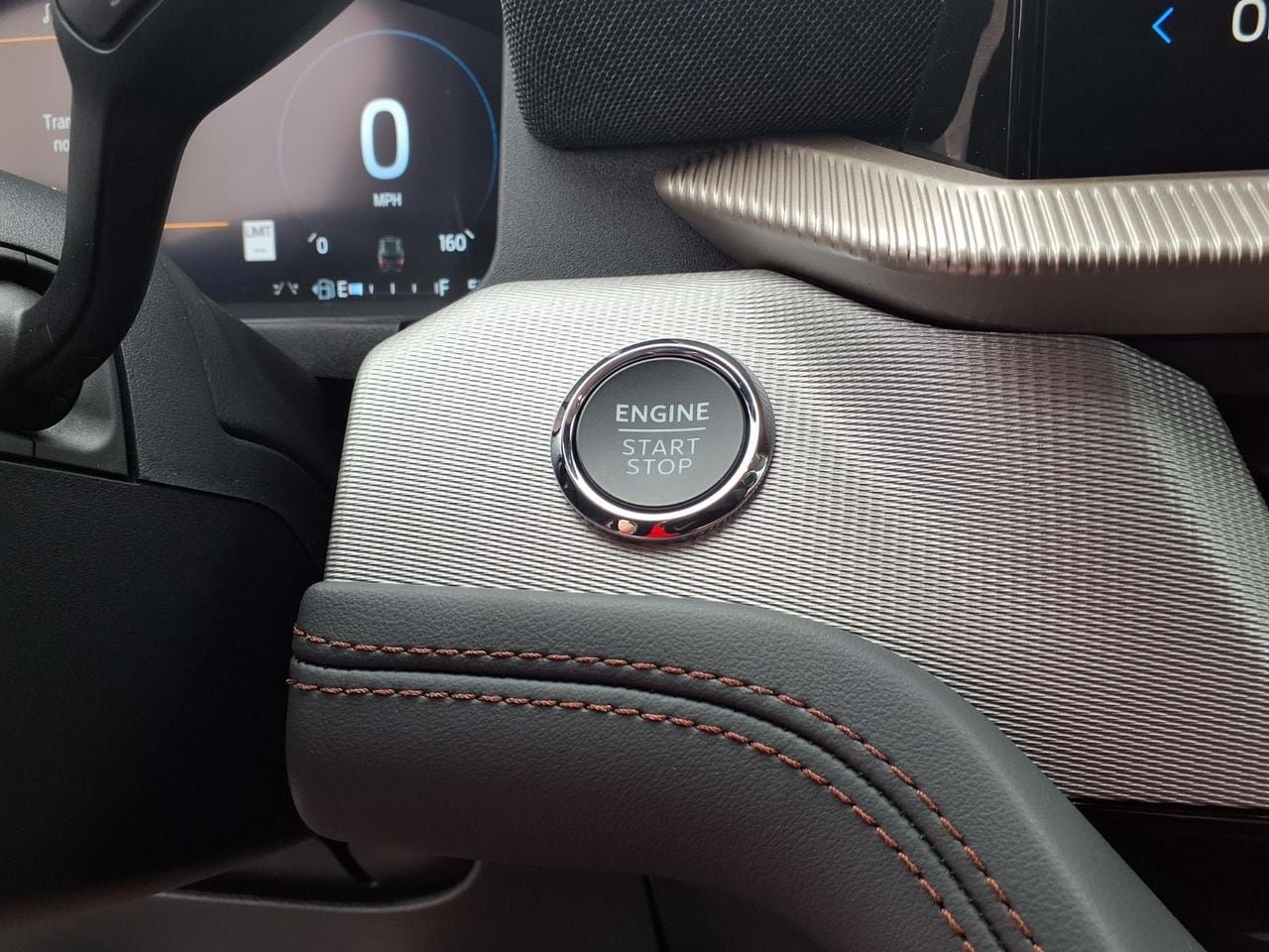New 2026 Ford Explorer Active RWD image 12