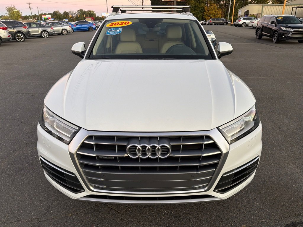 Used 2020 Audi Q5 2.0T Premium w/ Convenience Package image 2