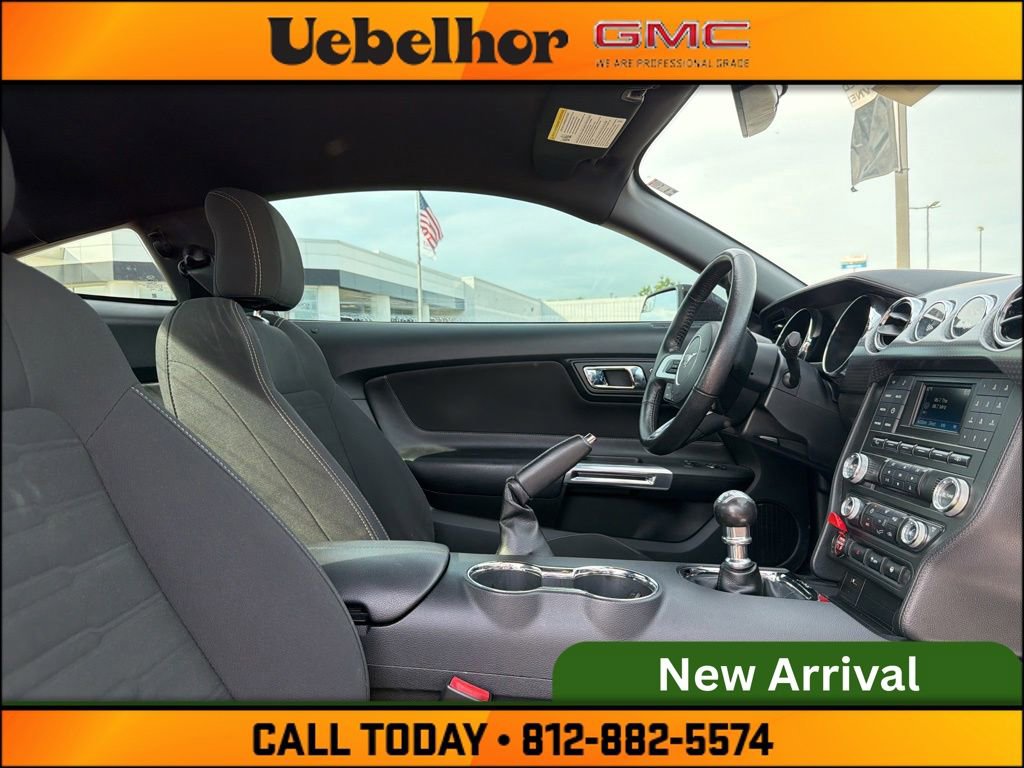 Used 2016 Ford Mustang GT w/ GT Performance Package RWD image 2