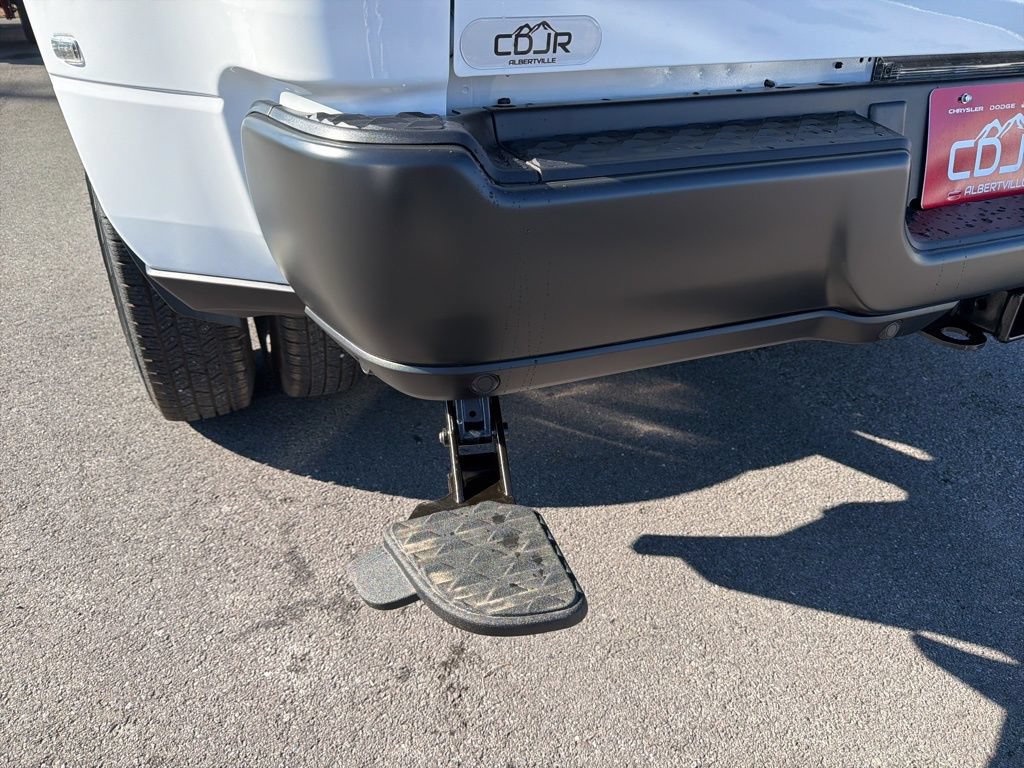 New 2026 RAM 3500 Tradesman AWD/4WD image 16
