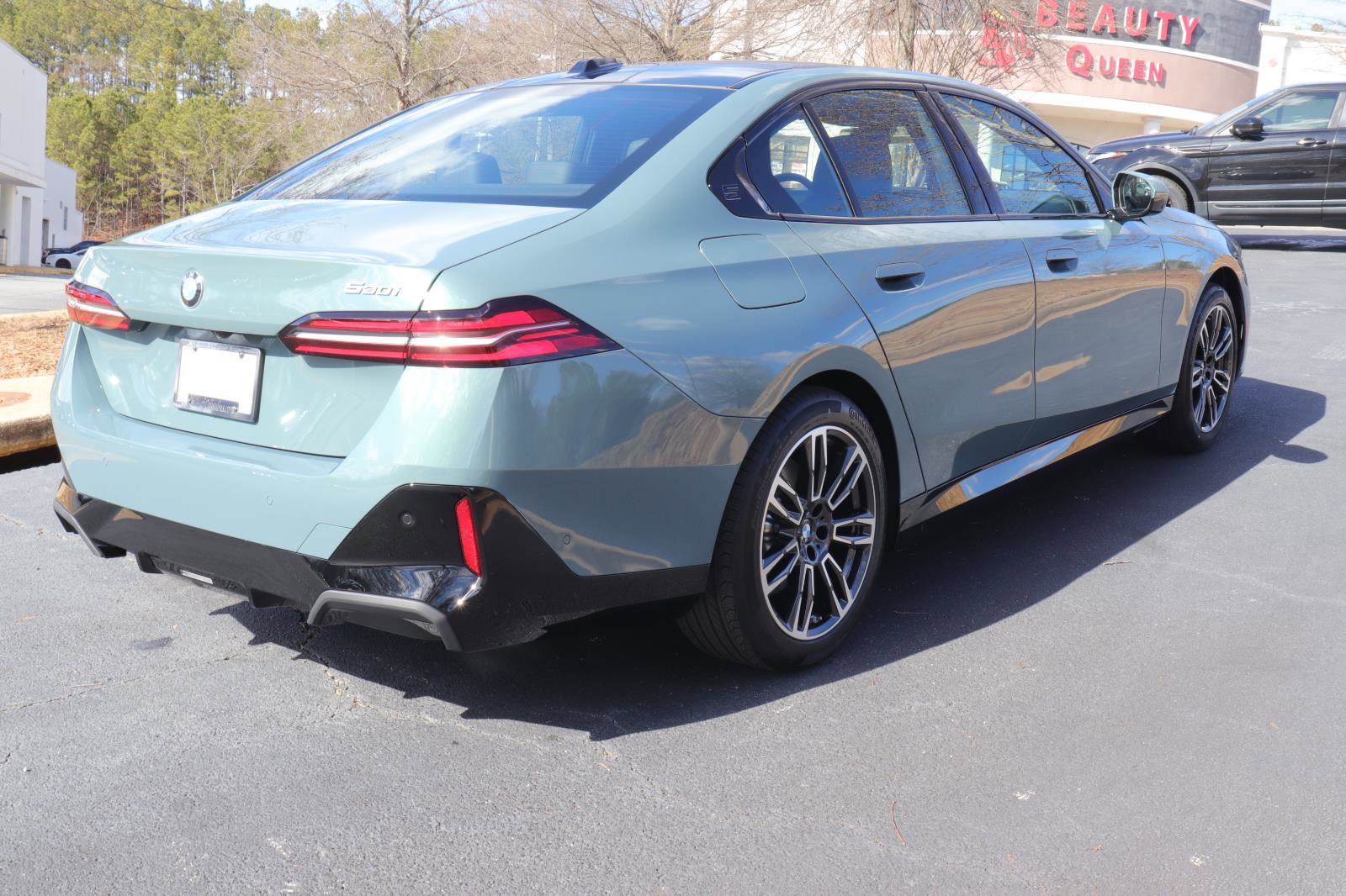 Used 2025 BMW 530i 530i w/ M Sport Package image 8