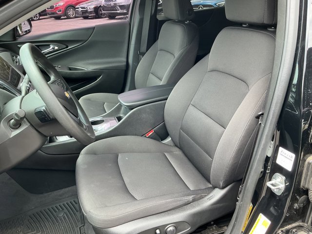Used 2019 Chevrolet Malibu LT FWD image 12