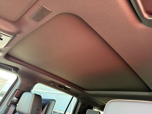 New 2026 GMC Yukon XL Elevation w/ Elevation Premium Package image 15