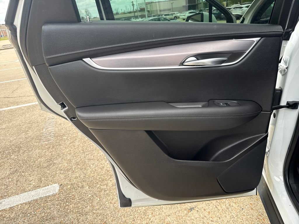 Used 2022 Cadillac XT5 Luxury FWD image 25