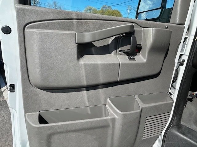 Used 2019 Chevrolet Express 2500 w/ Driver Convenience Package RWD image 16