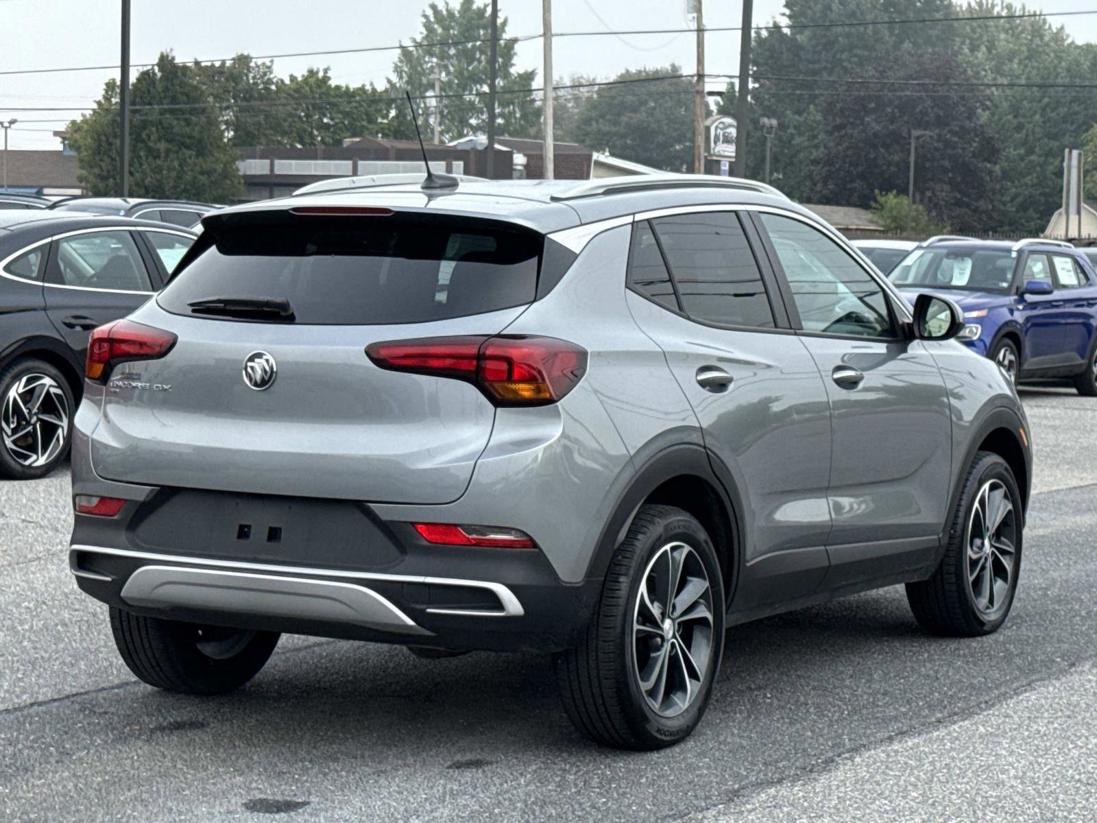 Used 2023 Buick Encore GX Select w/ Safety Package II AWD/4WD image 24